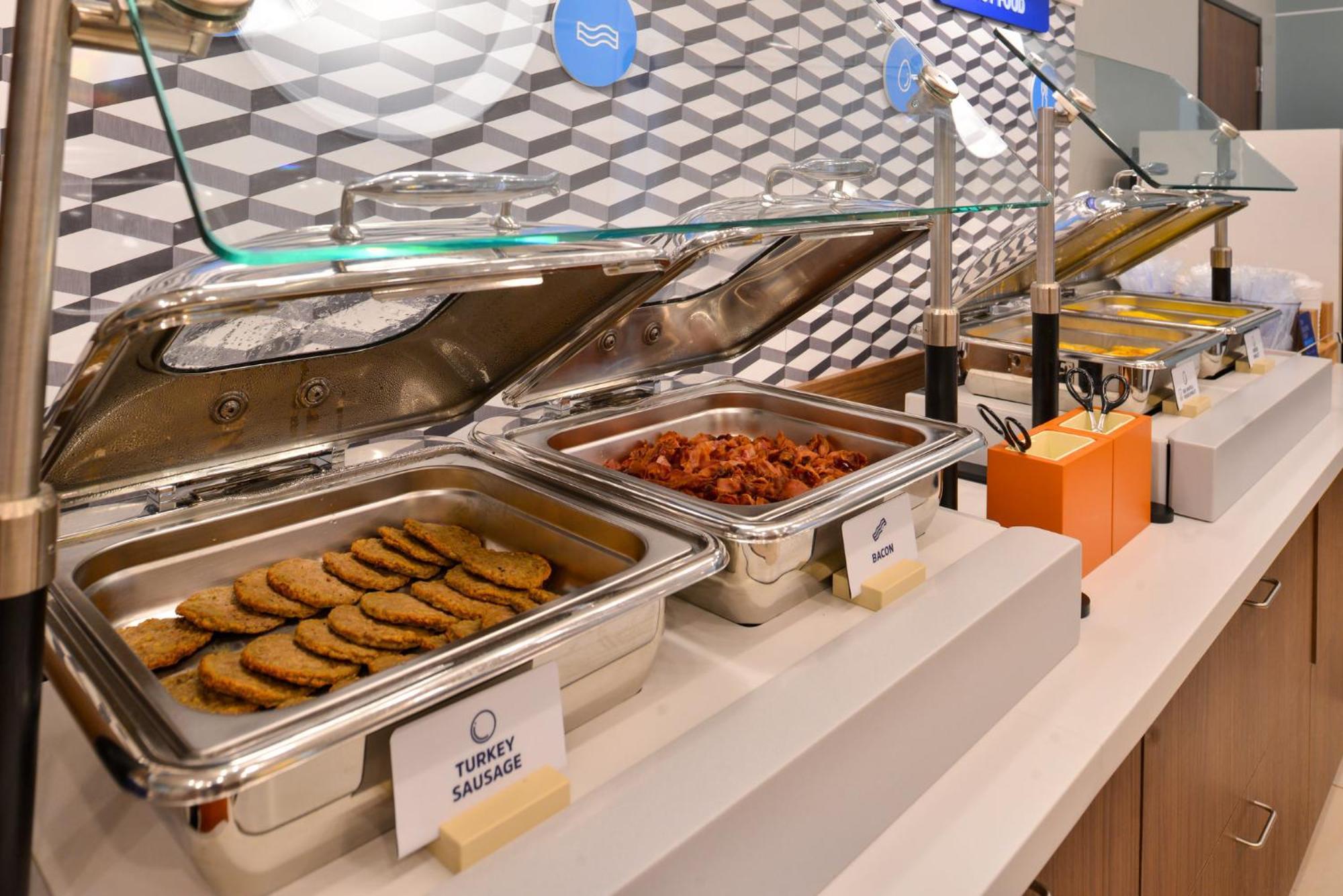 Holiday Inn Express & Suites Chicago - Oak Forest By Ihg Buitenkant foto